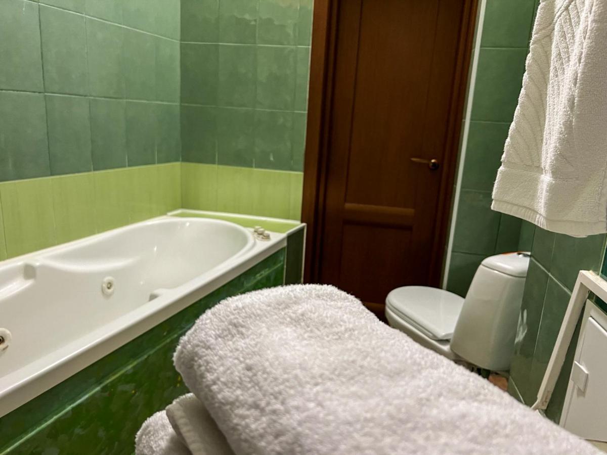 Apartment In The Historic Center Kijev Kültér fotó